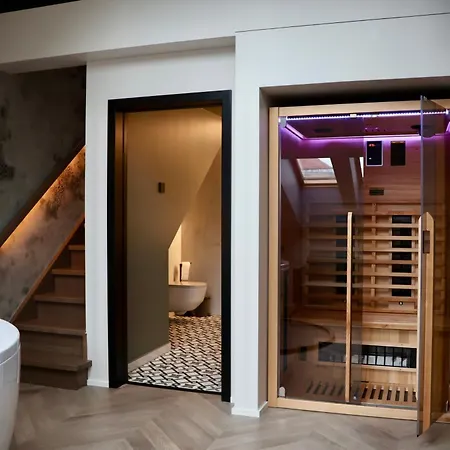 Lejlighed Bohemia Jacuzzi & Sauna *